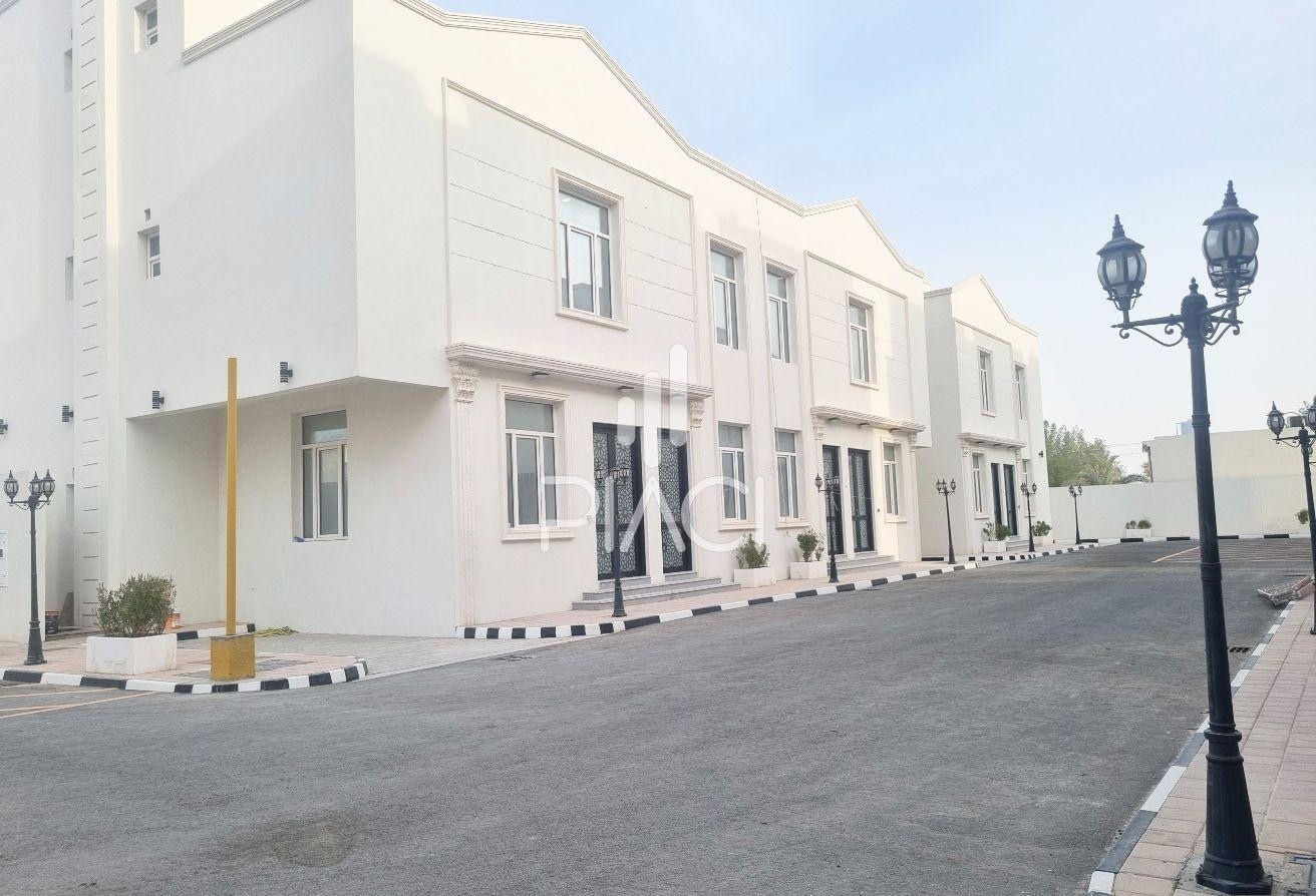 BRAND-NEW | UF 7 BR COMPOUND VILLA | UMM AL AMAD - Villa in Umm Al Amad