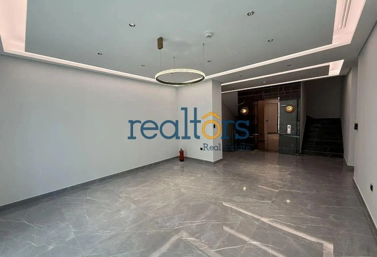 BRAND NEW||LUXURY MODERN || STAND ALONE VILLA