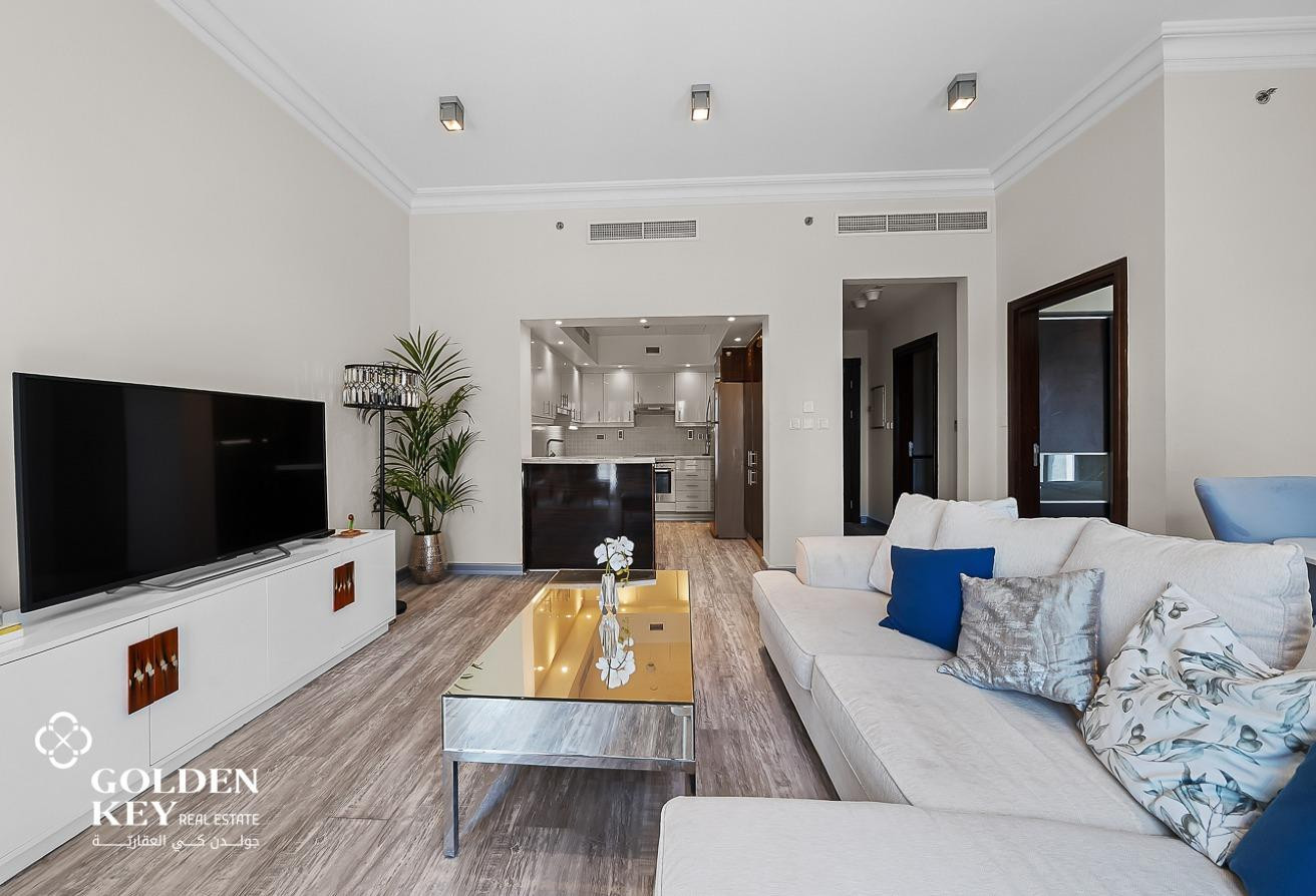 Elegant 1BHK with Balcony for Sale| Qanat Quartier - Apartment in Nobili