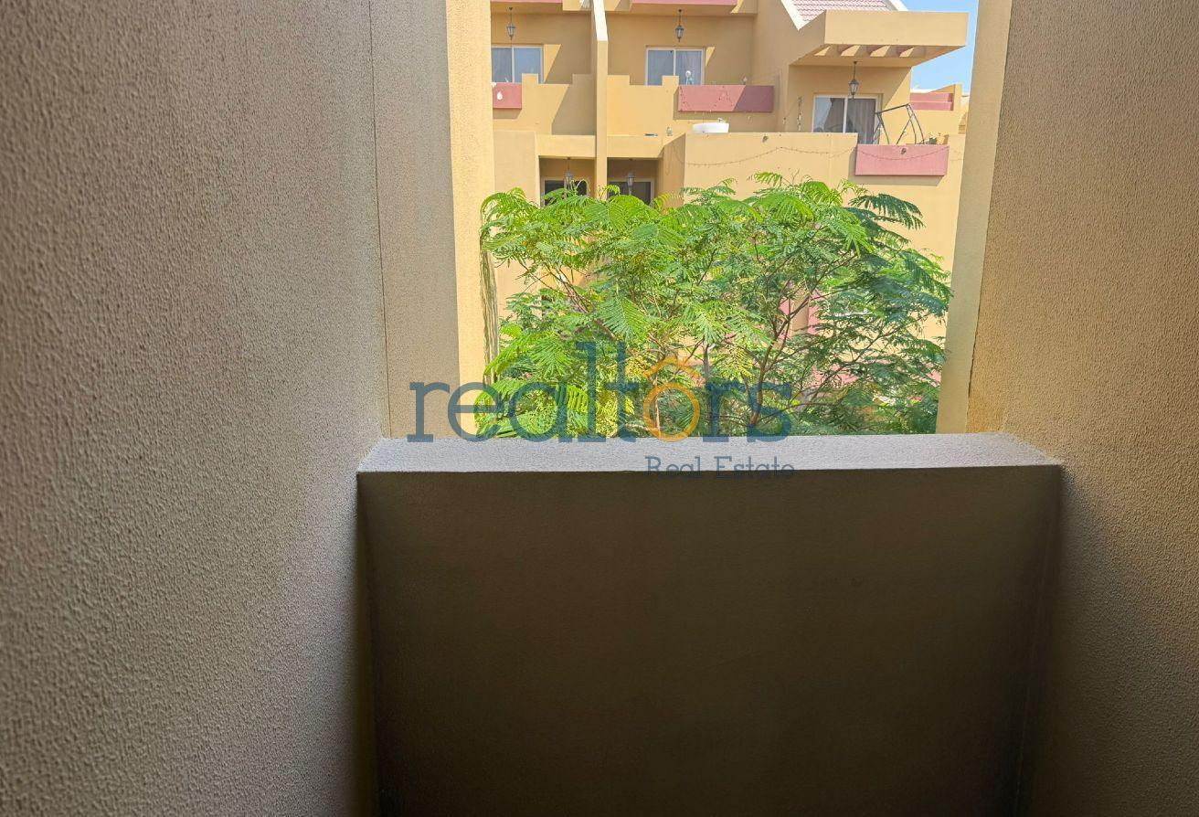 Al Messila Compound Villa | 5BR | Gym &amp; Pool - Apartment in Doha