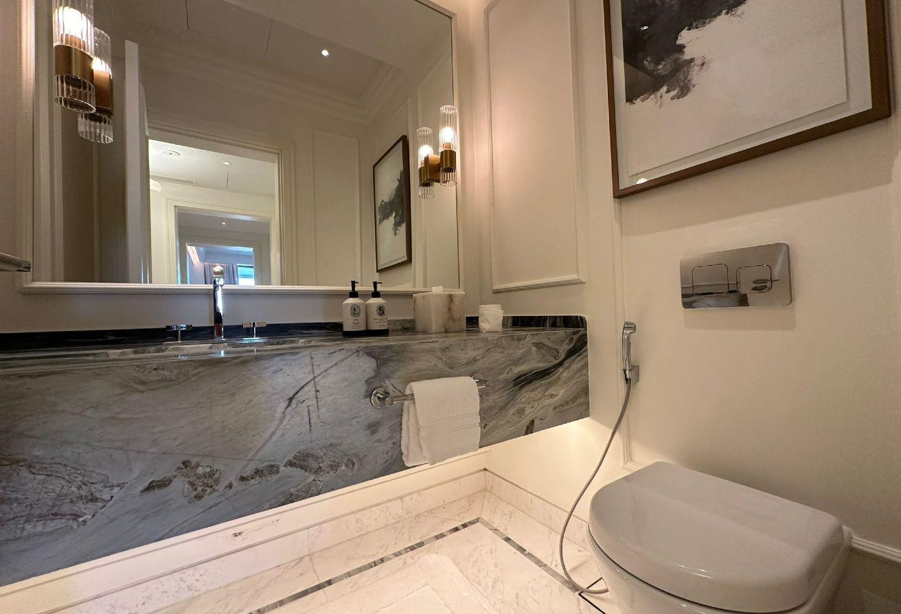 High Class 2BHK + maid in Four Seasons The Pearl - Apartment in East Porto Drive