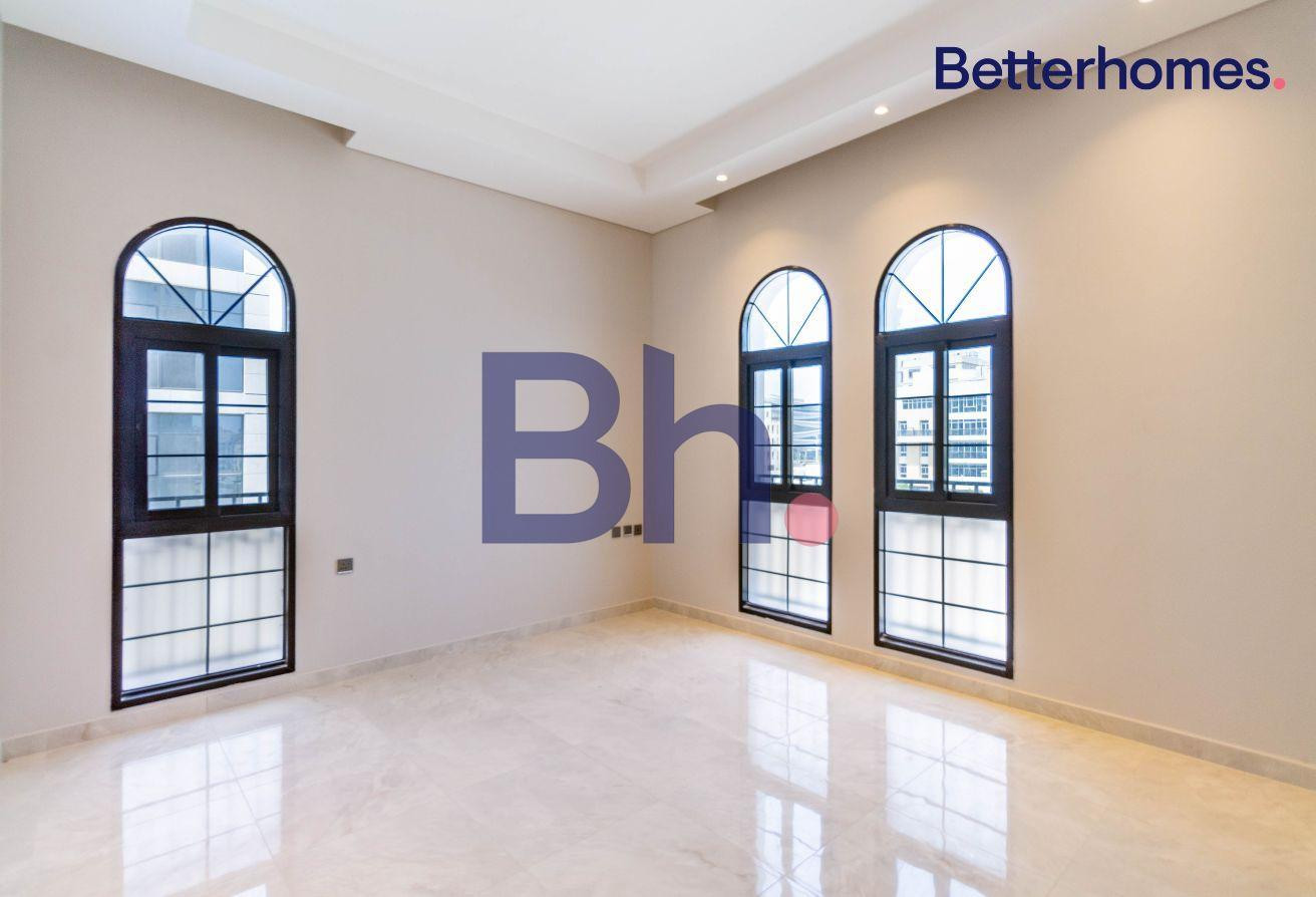 MOVE IN NOW – 2 BEDROOMS, FLEXIBLE 3-YEAR TERMS - Apartment in Residential D5