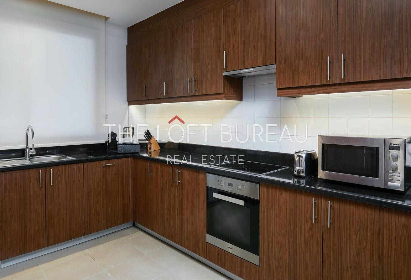 3 bedrooms Villa in Katara Luxury Living 5-Star - Townhouse in Legtaifiya Lagoon