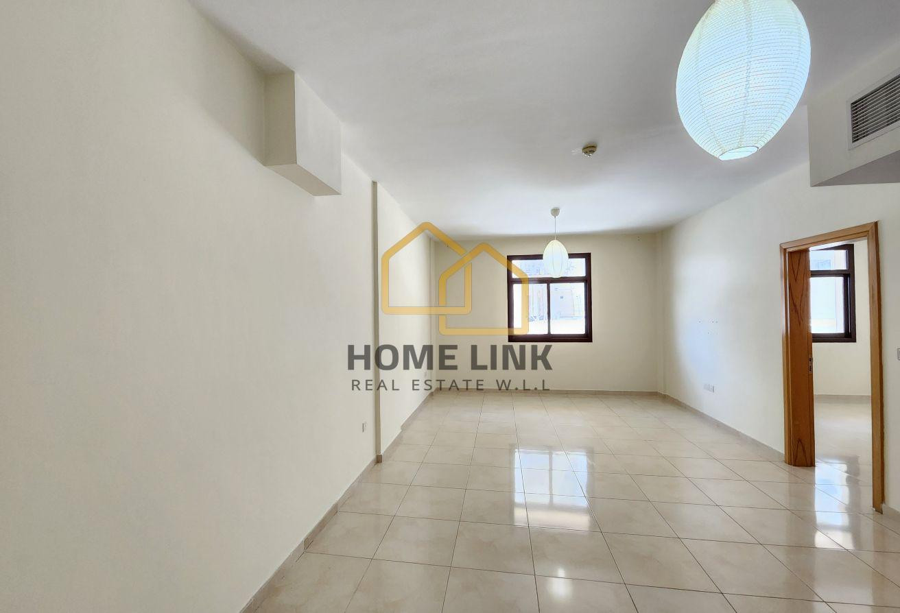 SPACIOUS 1 BEDROOM WITH GOOD PRICE IN FOXHILLS - Apartment in Piazza 1