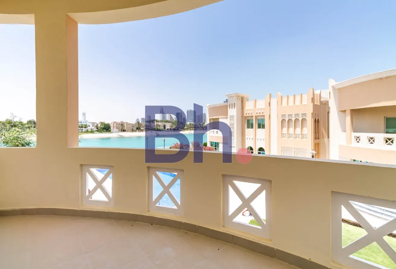 SPACIOUS | 5 MASTER BEDROOMS | MONTH FREE - Compound Villa in West Bay Lagoon