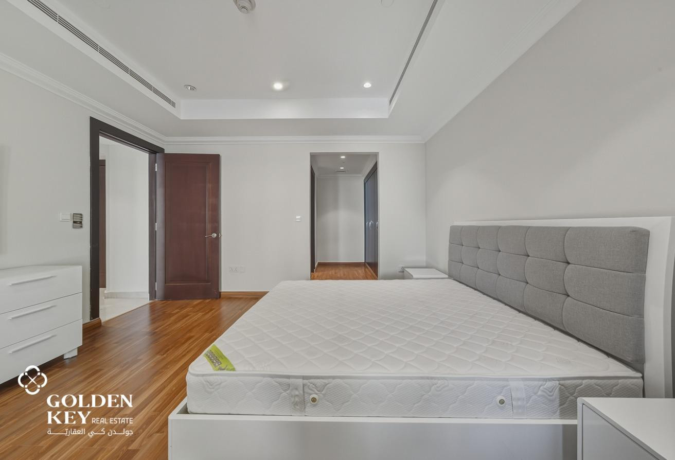 Furnished 2BR w/ Balcony | FF | Premium Tower - Apartment in West Porto Drive