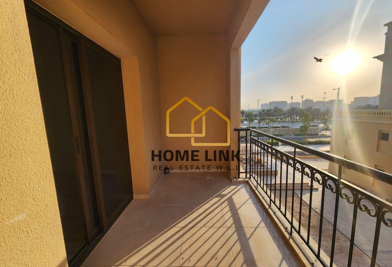 SPACIOUS SEMI FURNISHED STUDIO WITH BALCONY - Apartment in Fox Hills