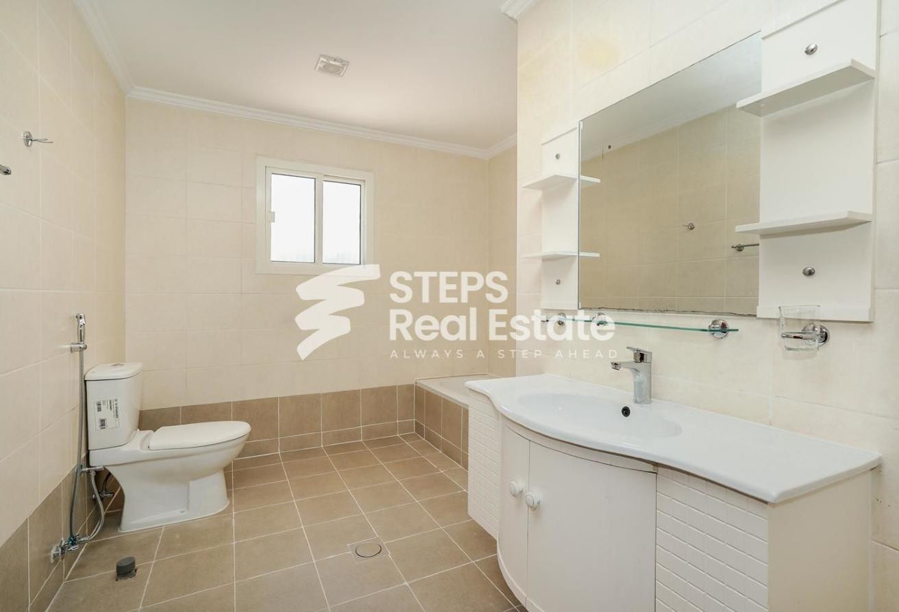 4BHK in Compound Villa for Rent in Ain Khaled - Compound Villa in West Porto Drive