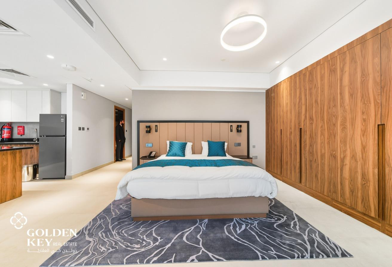 No Commission | WIFI Included | Fully Furnished - Studio Apartment in La Plage Centrale