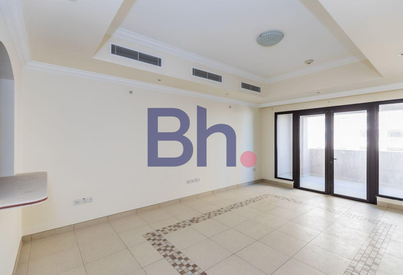 STYLISH | 1 BEDROOM | SEMI FURNISHED | FREE MONTH