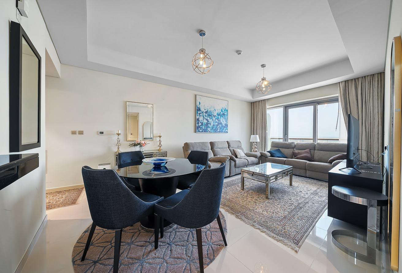 Bills Included| Furnished 2BR| Balcony w/ Sea View - Apartment in Burj DAMAC Waterfront