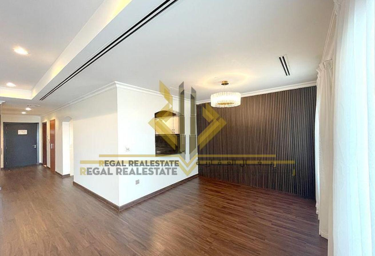 3+maid For Sale in Porto Arabia INC Gym and Pool - Apartment in West Porto Drive