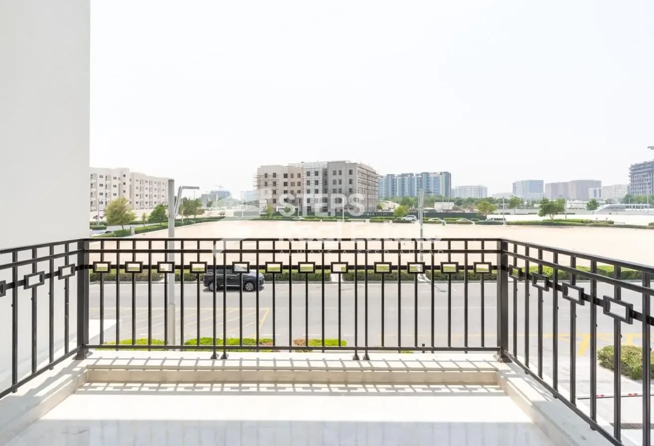 Brand New Apartment in High Demand Location - Apartment in FOX HILLS A13