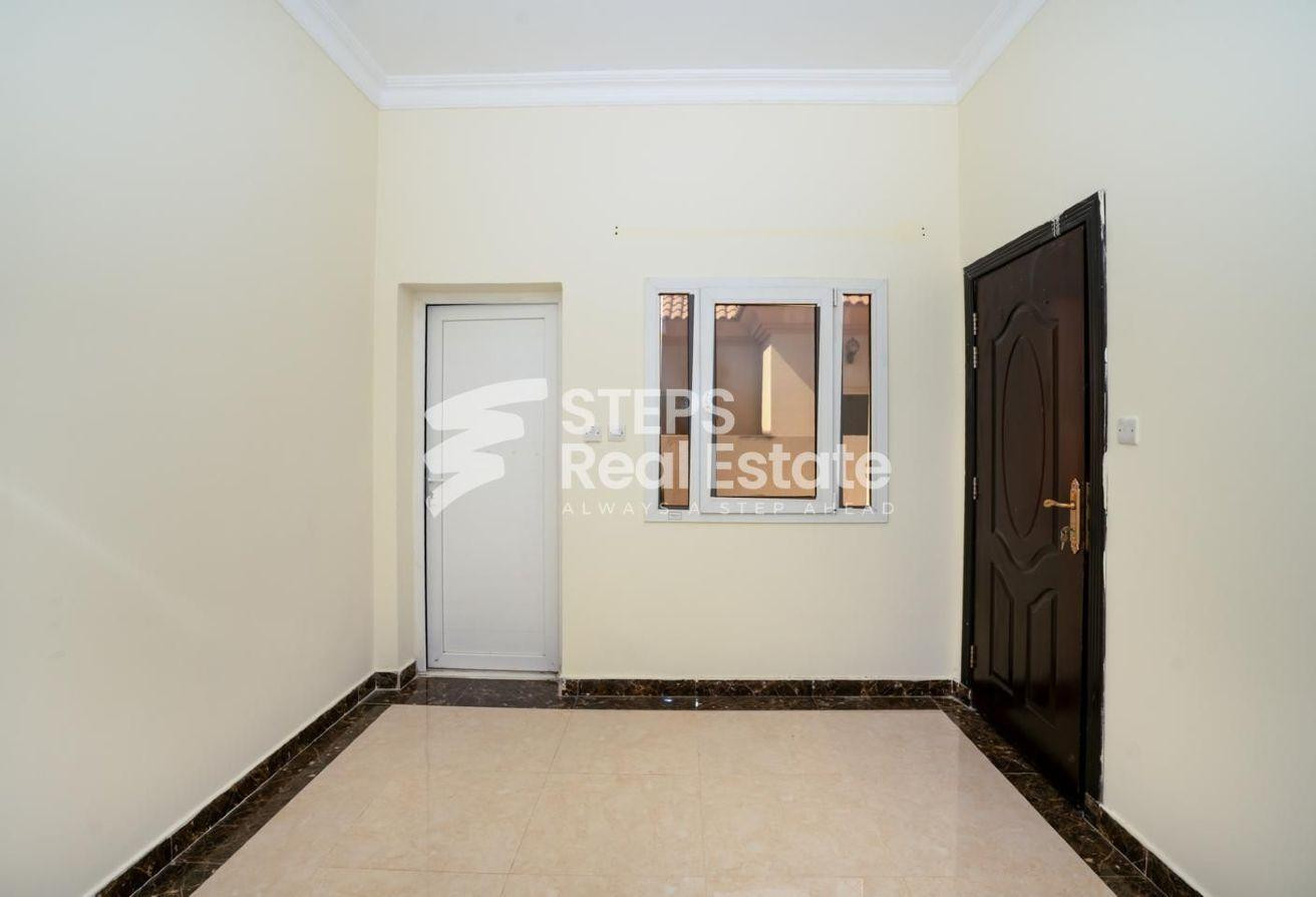 6 BHK Villa For Staff Accommodation in Markhiya - Staff Accommodation in Al Markhiya Street
