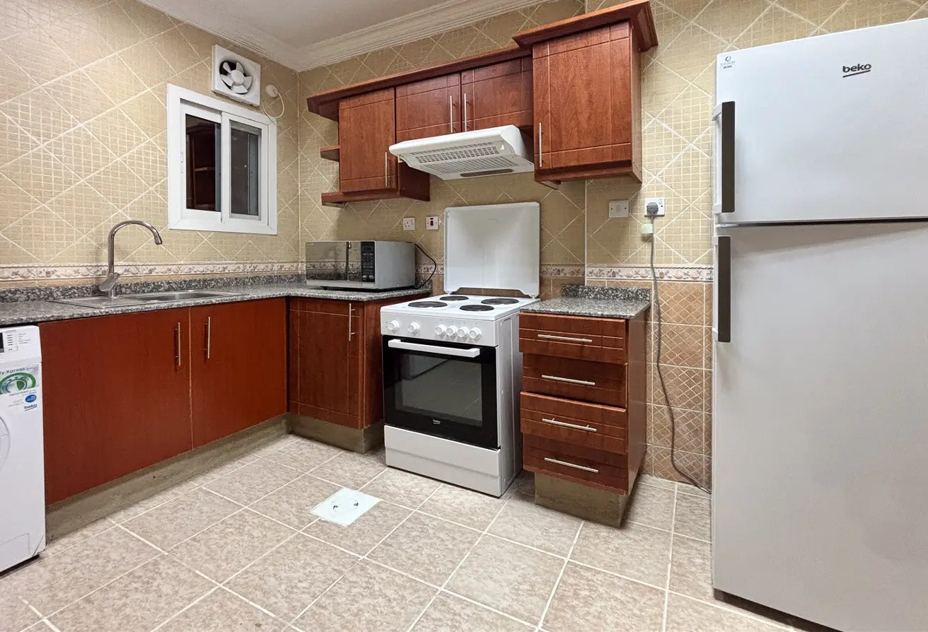NEAR HAMAD HOSPITAL | PRIME LOCATION | 2BR