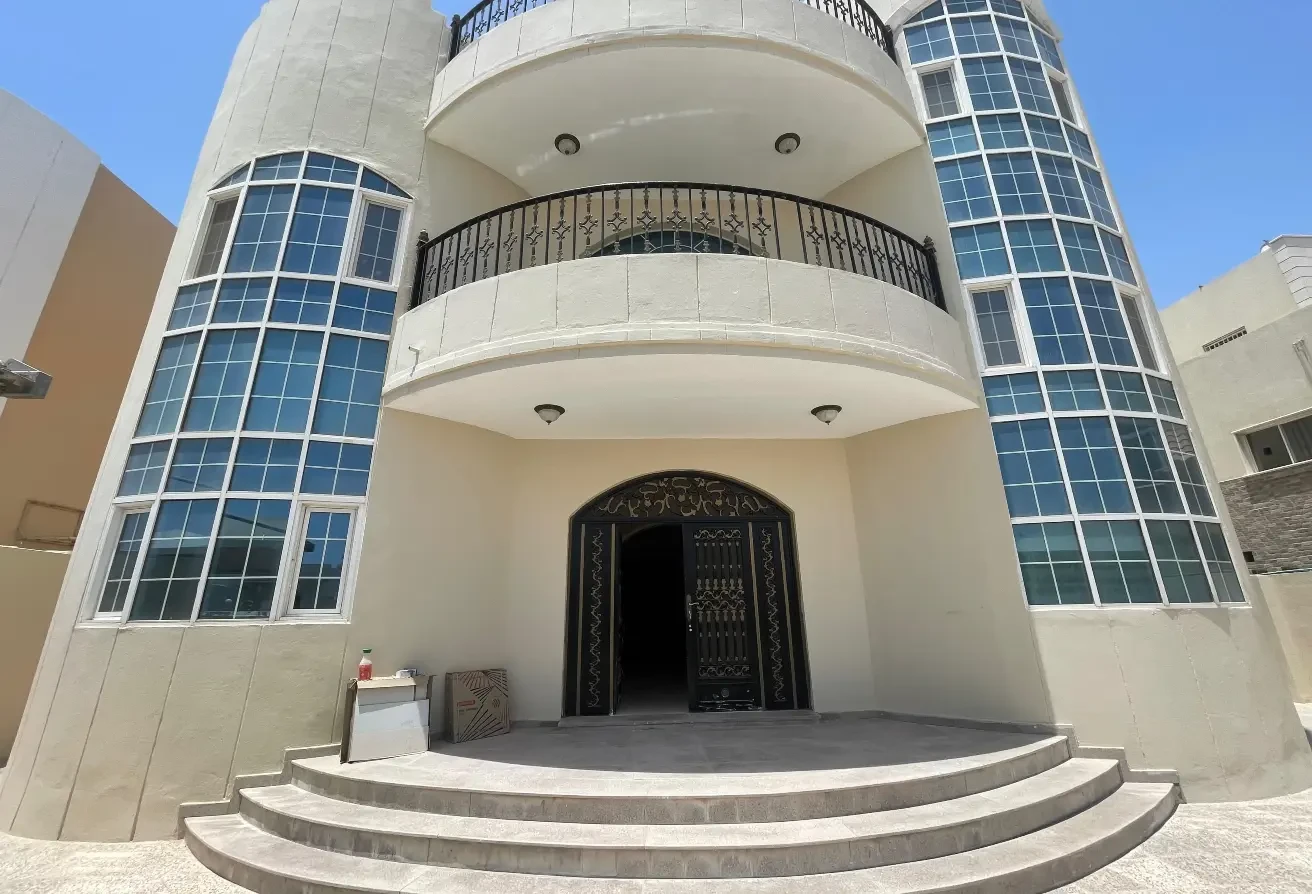 Spacious and Luxury 5 + Maid Standalone Villa - Villa in Al Waab Street
