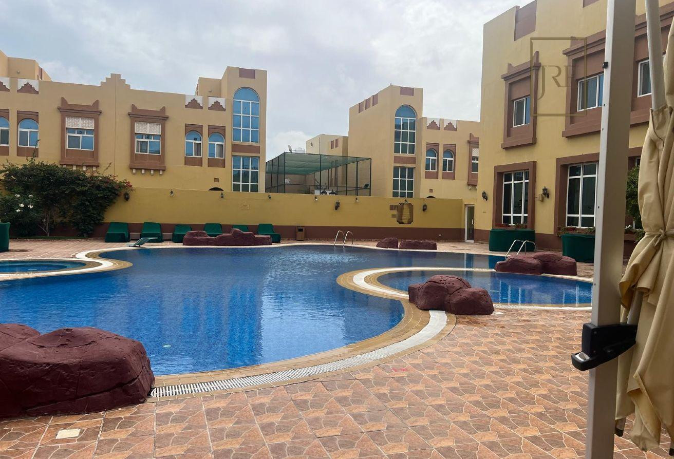 5BR with Maid and Pool, Gym available for rent!