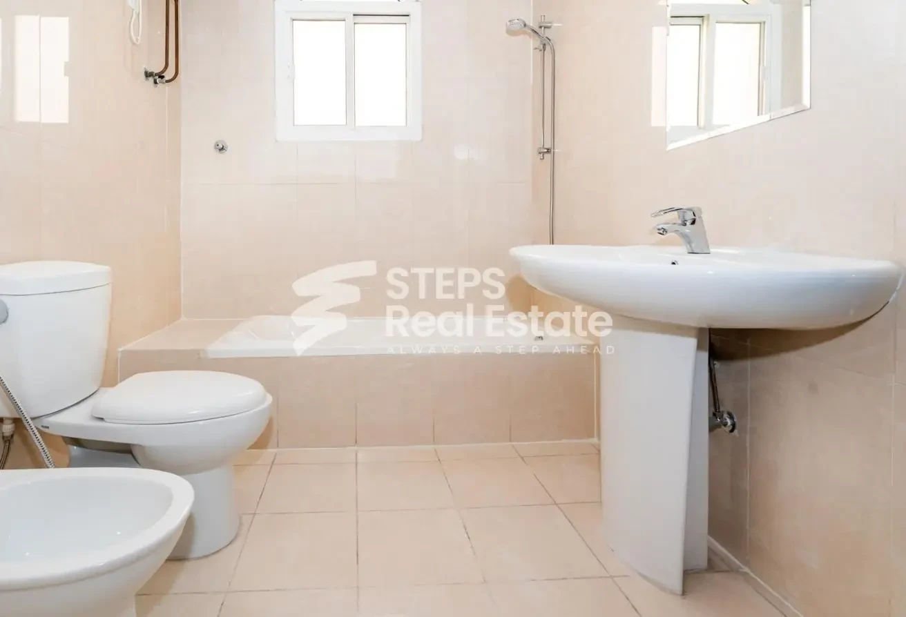New Villa Ideal for Female Staff in Ain Khaled - Villa in Umm Al Seneem Street