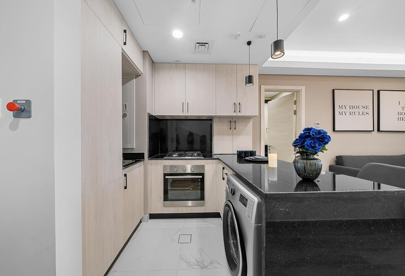 LUSAIL 1BHK SHORT TERM OPTION | NO FEE | BILLS INC - Apartment in Al Erkyah City