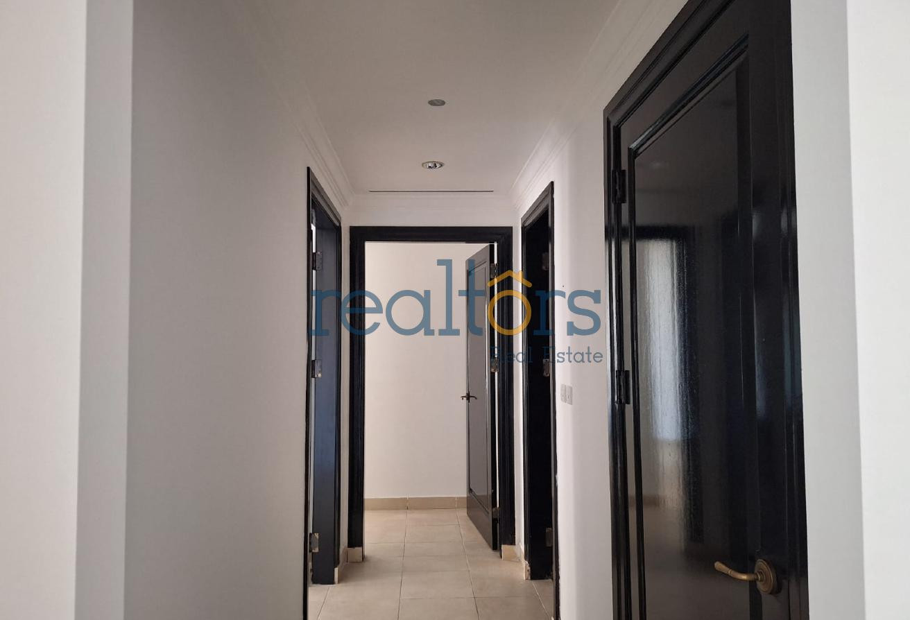 BEAUTIFUL 2 BEDROOM APARTMENT WITH BILLS - Apartment in Tower 6