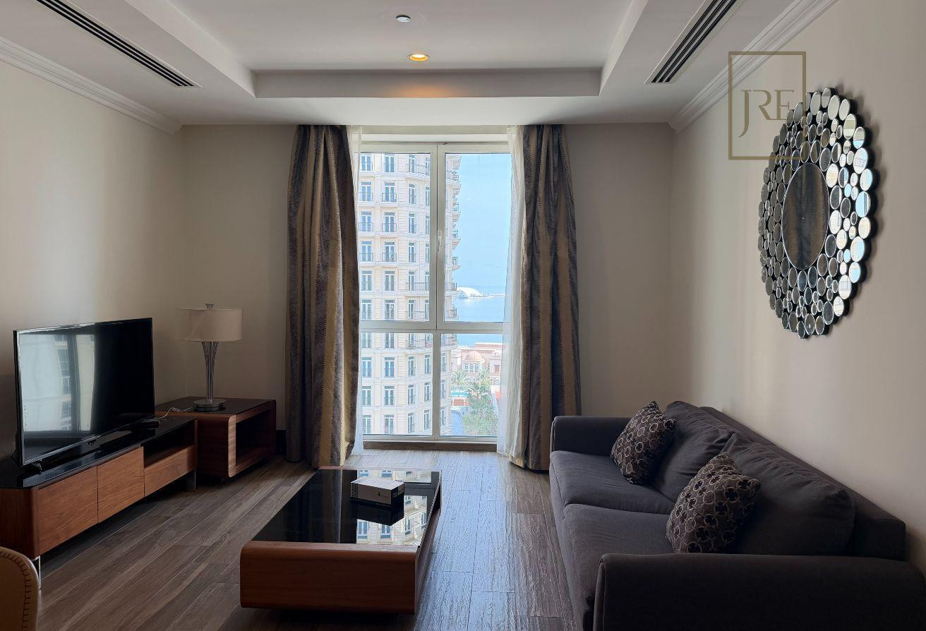 Modern 1-Bedroom Apartment in Pearl