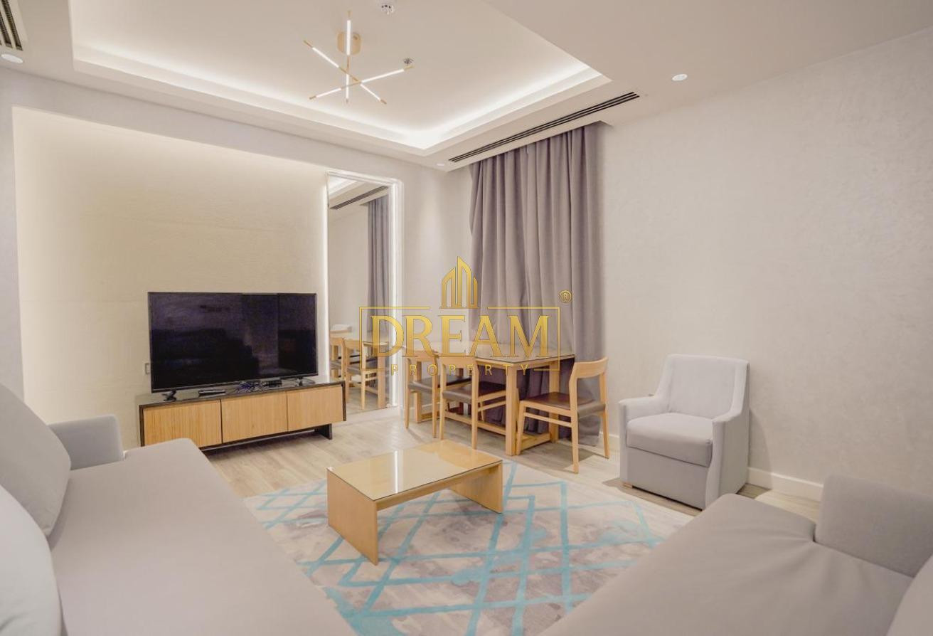 Premium and Elegant 2 Bedroom | All Bills Included - Apartment in Al Muntazah Street