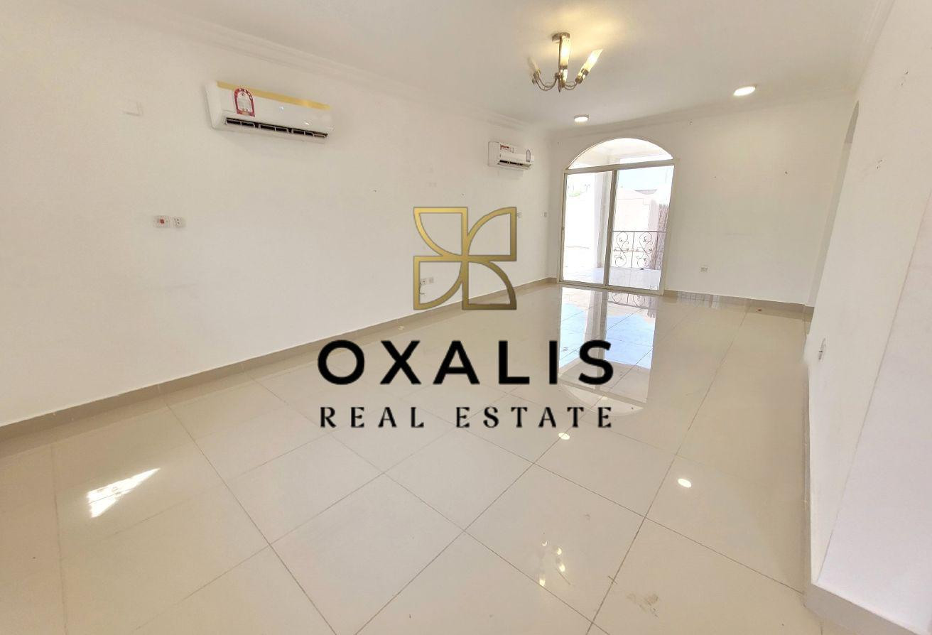 1 MONTH FREE | INTIMATE 4 BEDROOM WITH MAIDS VILLA - Villa in Al Gharrafa