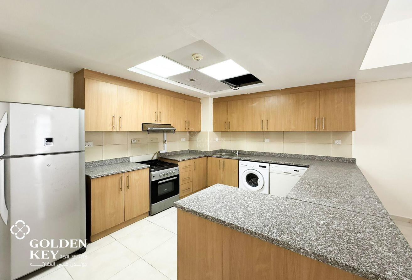 Furnished 3BHK with 2 Balconies | Large Layout - Apartment in Fox Hills