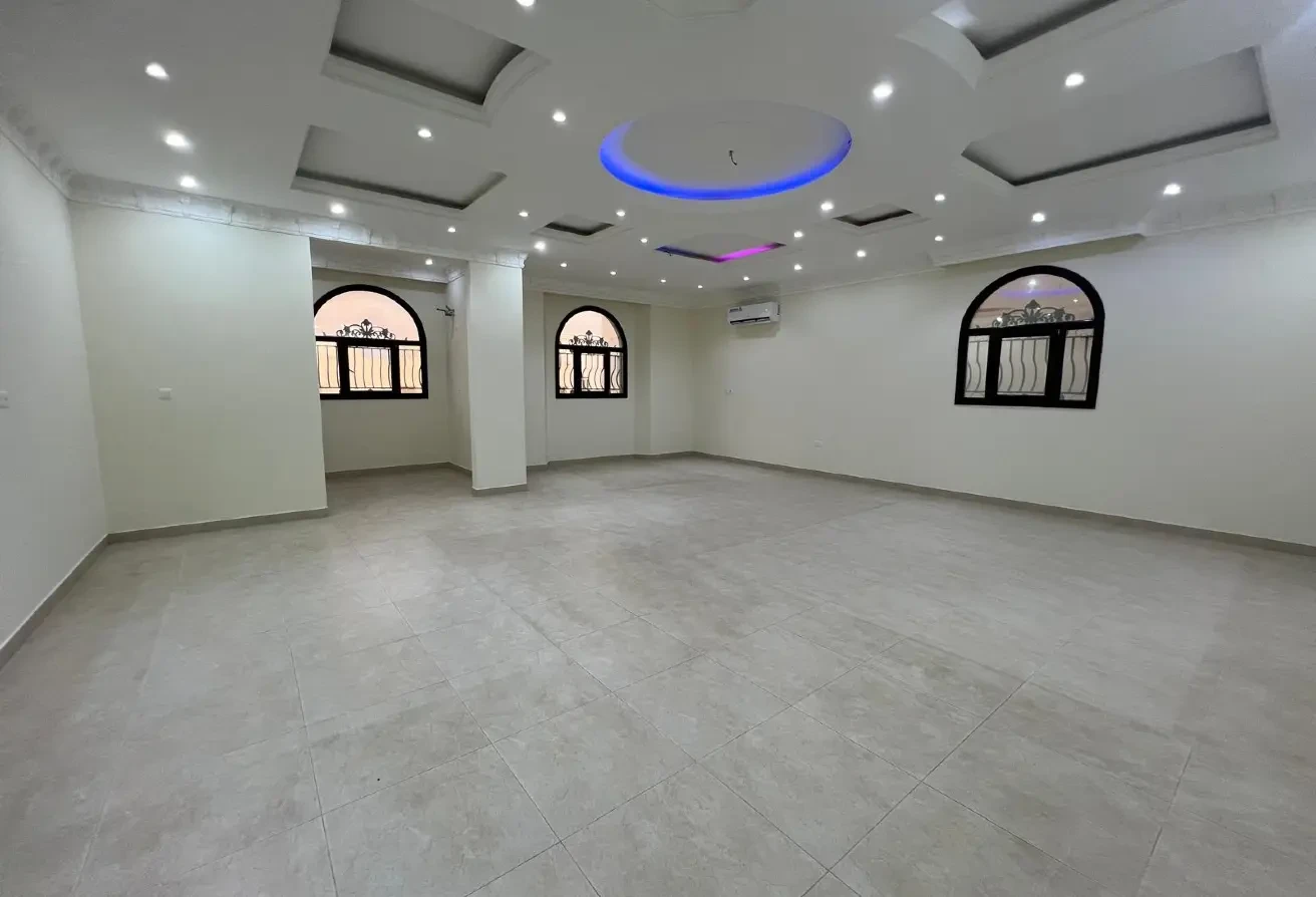 Huge Wonderfull 7Bed Villa / Umm Garn / Eskan Only - Villa in Umm Qarn
