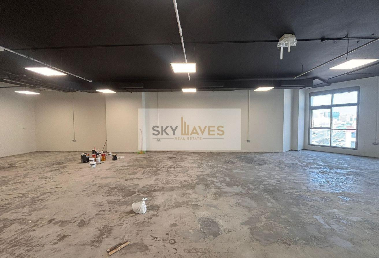 Luxury Business Center Near to Ramada Intersection