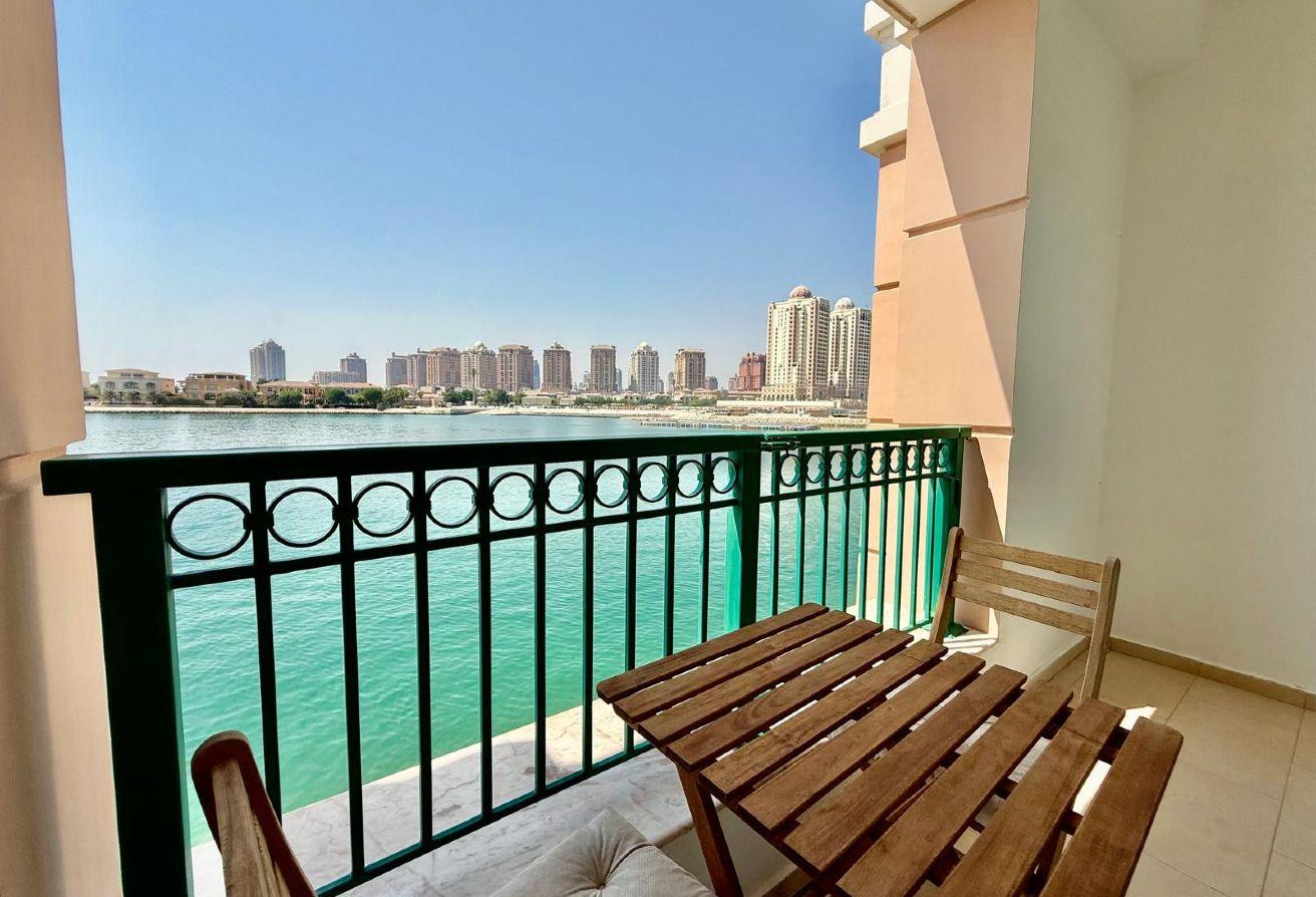 Elegant chalet for rent / direct acess beach / - Townhouse in Viva East