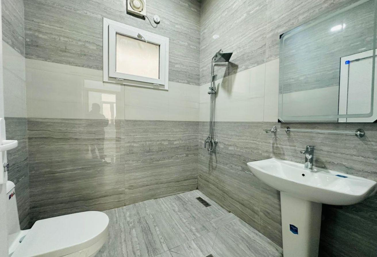 Brand New 2BR in Al Aziziya | Near Villaggio Mall - Apartment in Al Aziziyah