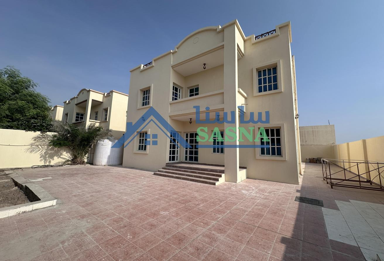 فيلا خمس غرف موقع مميز بسعر مناسب - Villa in Sumaysimah