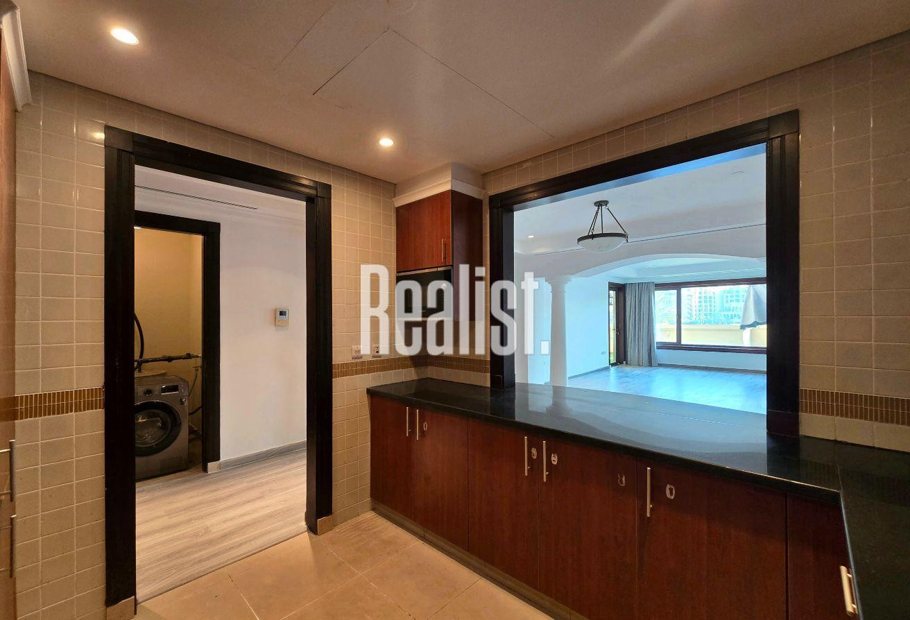 2BHK Marina View | Large Windows | Large Terrace