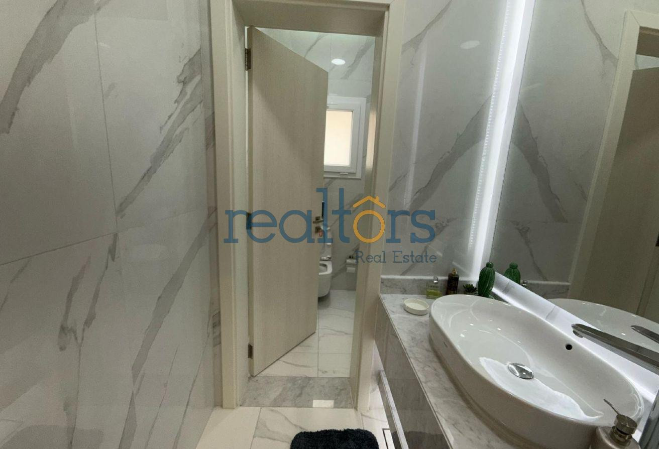 BRAND NEW VILLA AMZ PRICE 5 BED WITH MAID&#39;S ROOM - Villa in Al Thumama