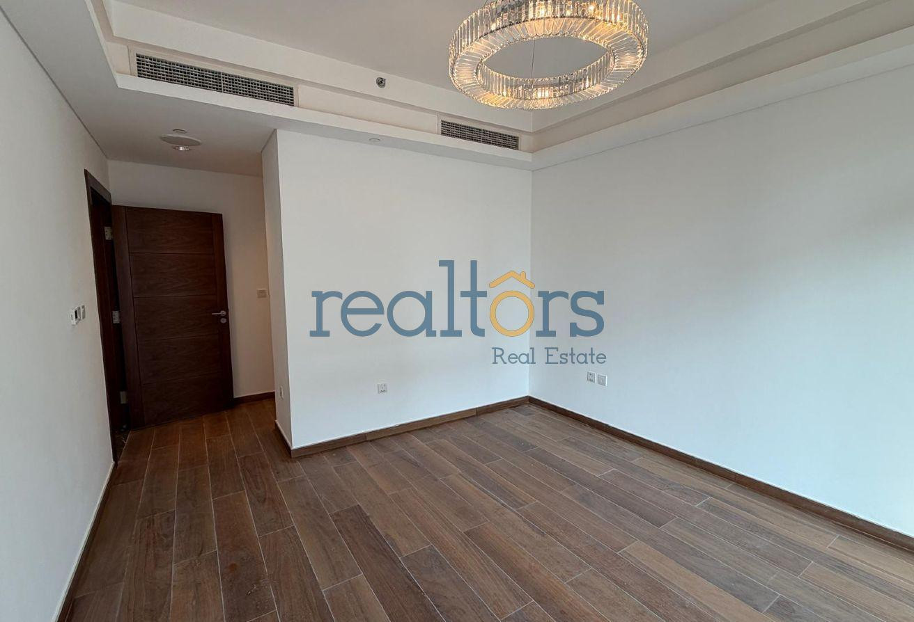 LUXURY ALL AROUND. NEW BIG SF 2+1BHK+BALCONY