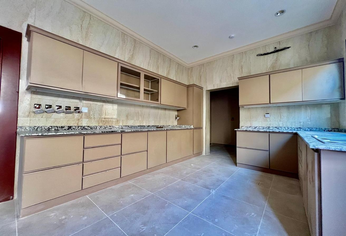 brand new villa_7 bedrooms_al maamoura - Apartment in Al Maamoura