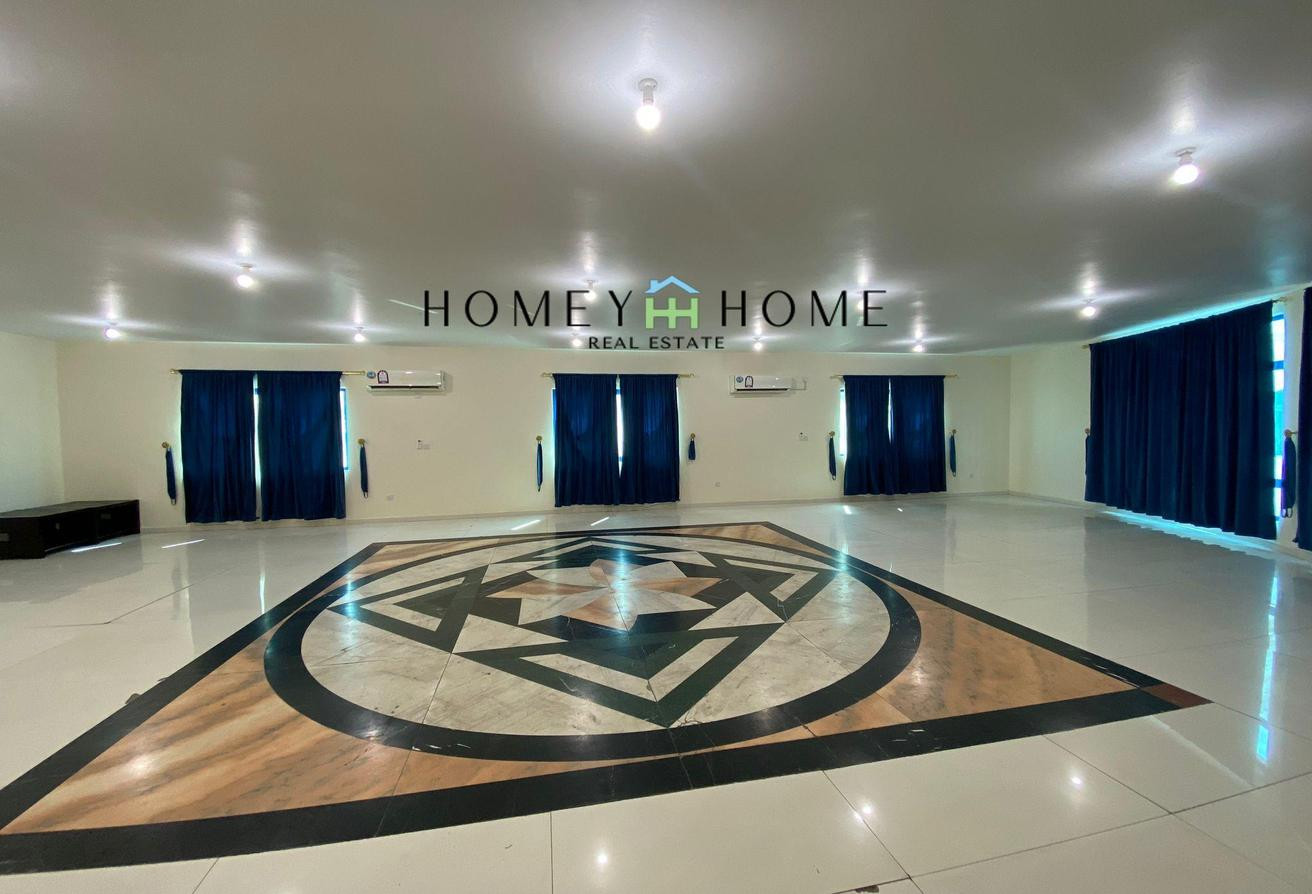 LUXURY 4+MAID VILLA | PREMIUM LOCATION | DOHA