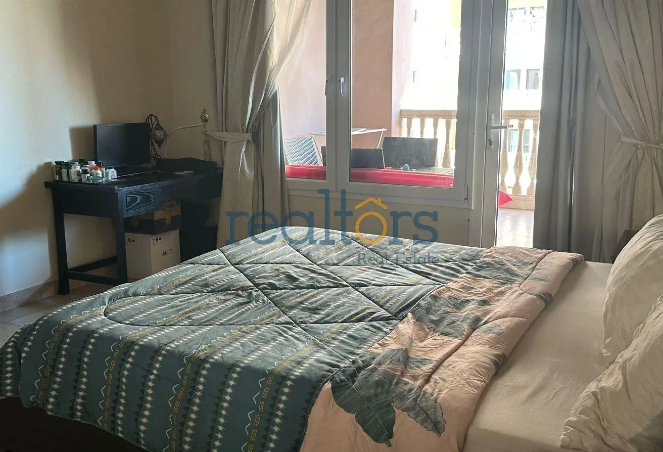 Amz Price 2-Bed with Partial Marina and Pool View - Apartment in East Porto Drive