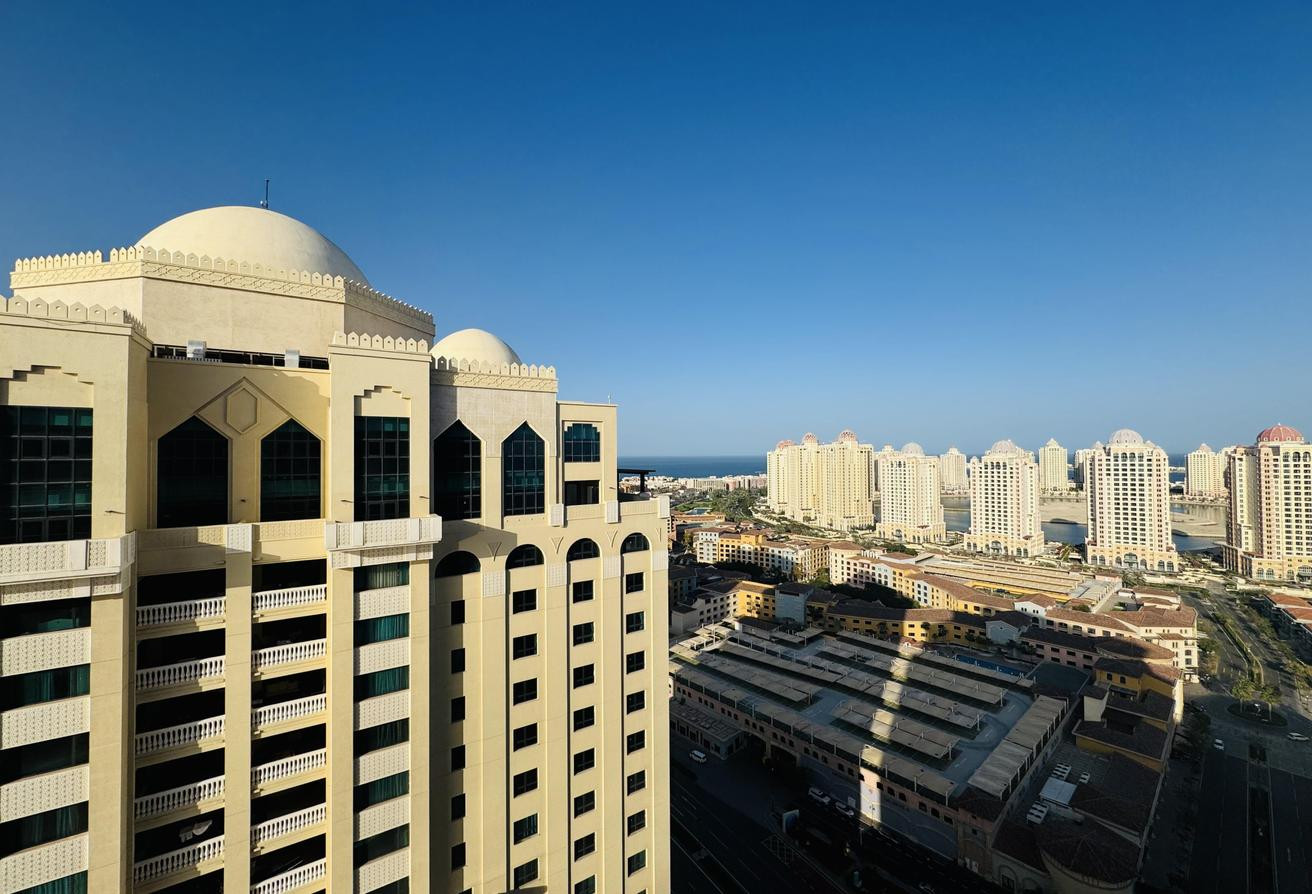 Porto Arabia 2 Bed! Spacious Balcony
