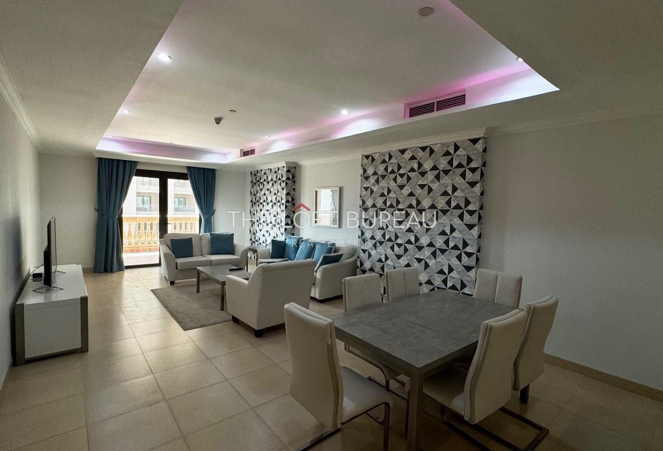 Modern 1-Bedroom Apartment | Balcony - Apartment in Tower 5