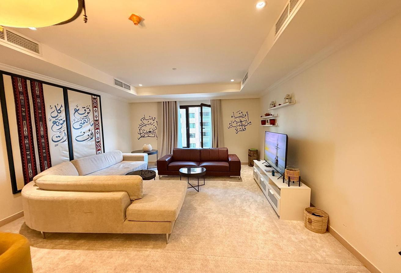 Porto Arabia 2 Bed! Spacious Balcony