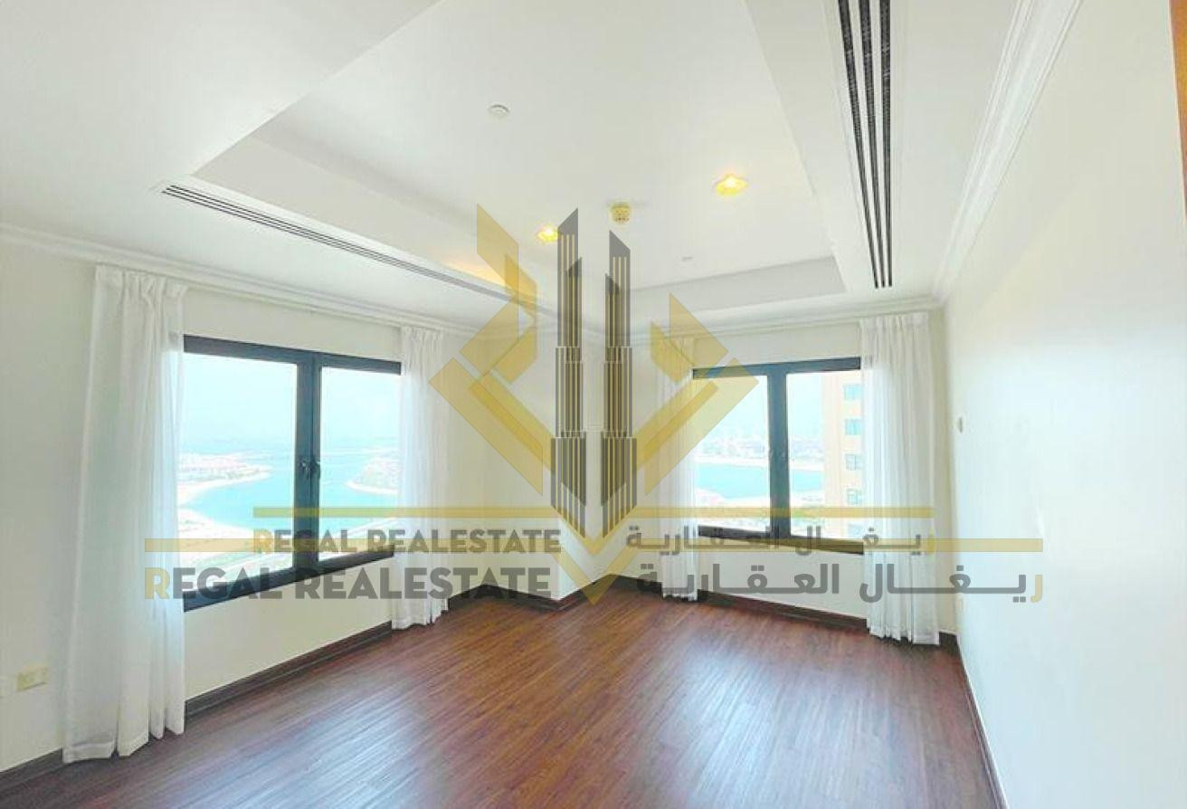 3+maid For Sale in Porto Arabia INC Gym and Pool - Apartment in East Porto Drive