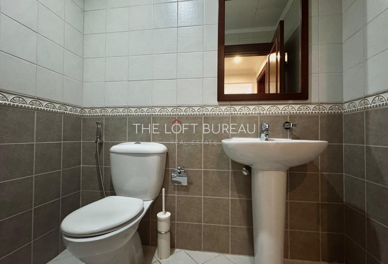Porto Arabia 1 Bedroom|Fully Furnished | Balcony - Apartment in Tower 5
