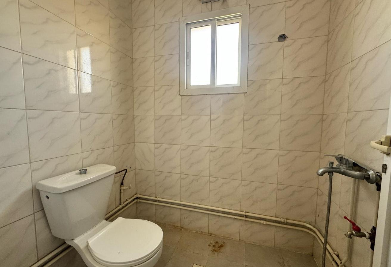 INDEPENDENT VILLA| 06 BEDROOMS| 9,000 - Villa in Down Town
