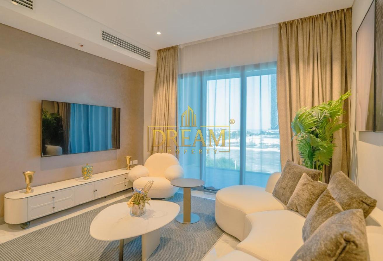 Beautiful 2 Bedroom for Sale in Lusail Marina - Apartment in Marina District