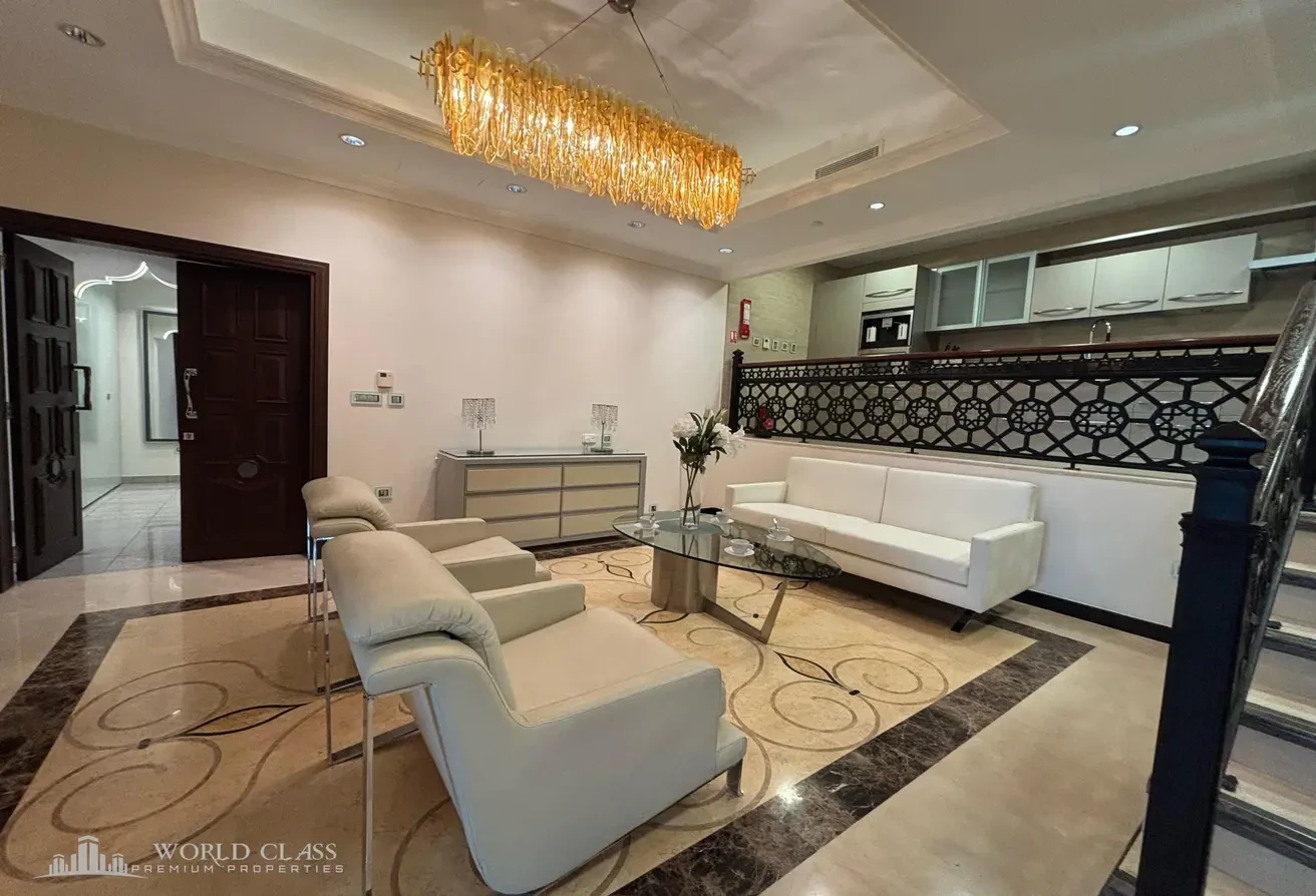 Luxurious 4 Bedrooms Penthouse | Fully Furnished - Penthouse in Doha