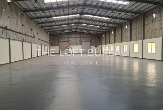 Great Investment! Rented 2 Warehouse For Sale !