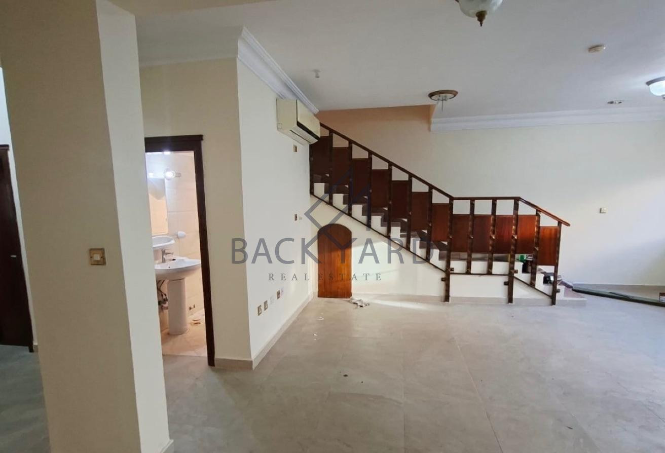 Spacious 5-Bedroom Villa with Maid’s Room - Compound Villa in Al Waab Street