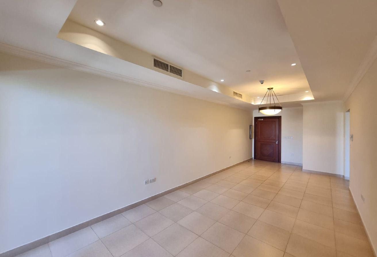 MARINA VIEW | 1 BEDROOM SF WITH SPACIOUS BALCONY - Apartment in West Porto Drive
